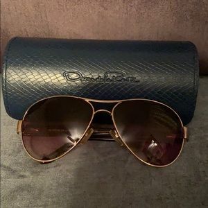 Oscar de la Renta Aviator Sunglasses